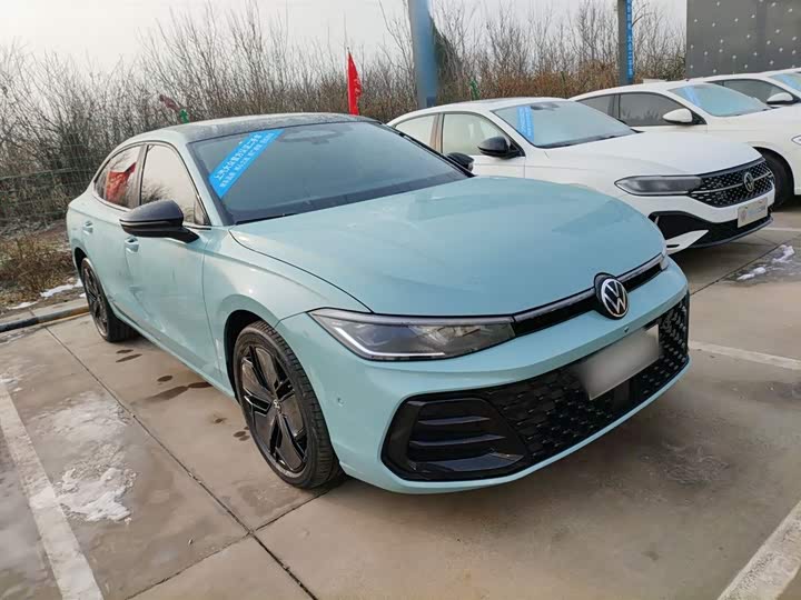 Фото 4 - Volkswagen Passat