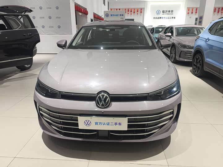 Фото 2 - Volkswagen Passat
