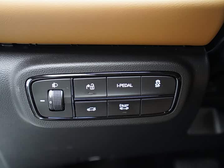 Фото 6 - GAC Aion S