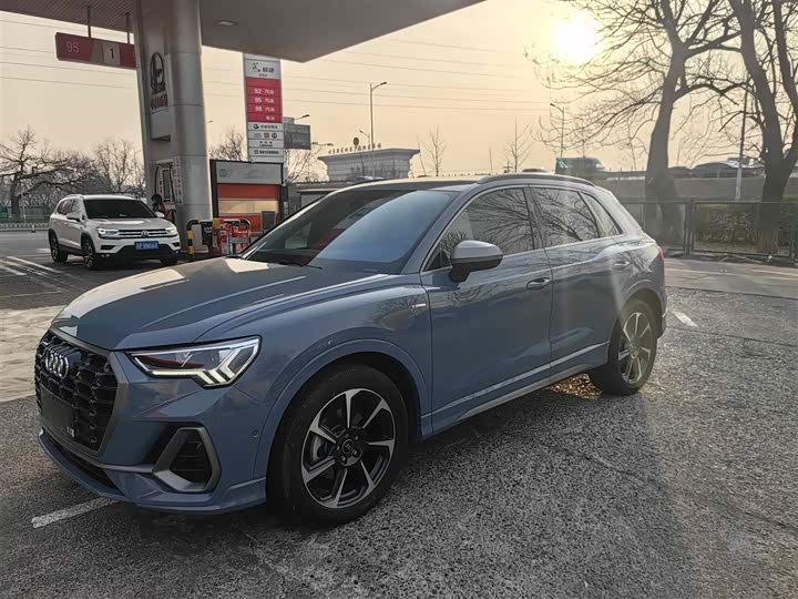 Фото 1 - Audi Q3