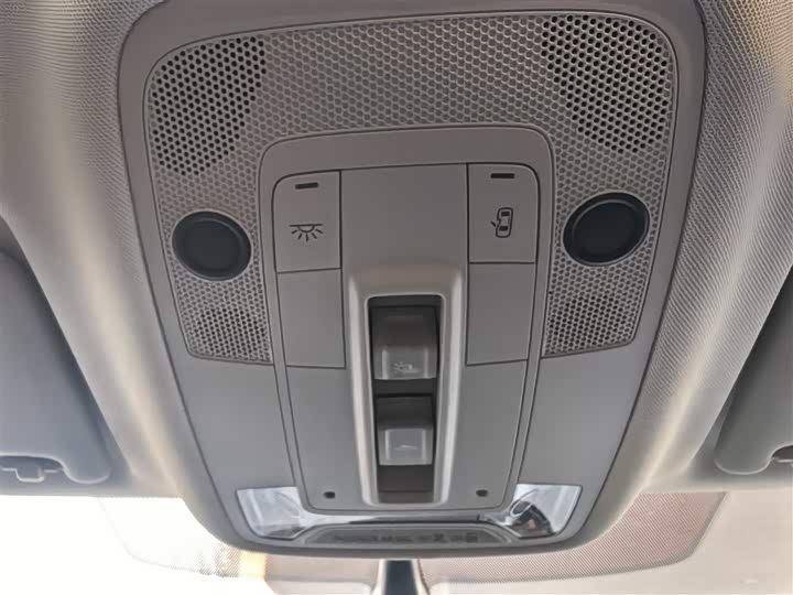 Фото 9 - Audi Q3