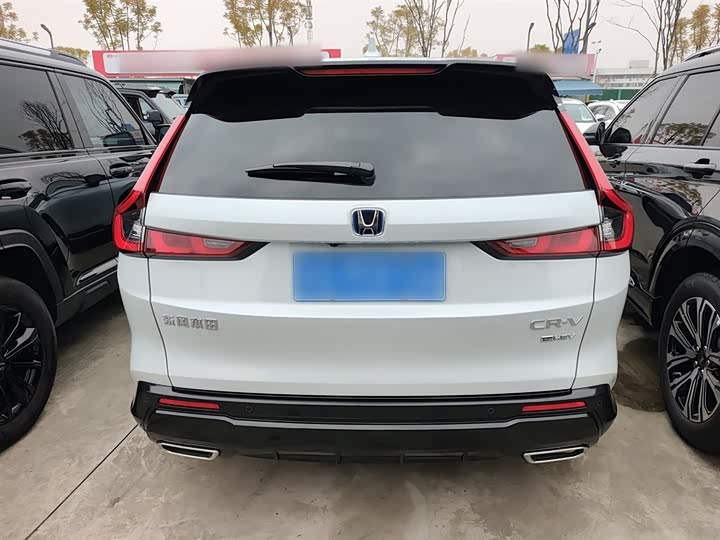 Фото 6 - Honda CR-V