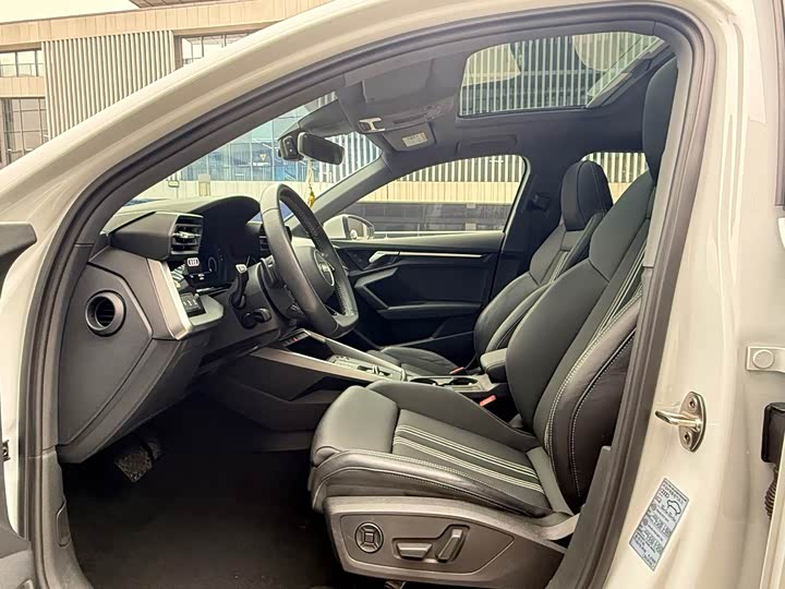 Фото 5 - Audi A3