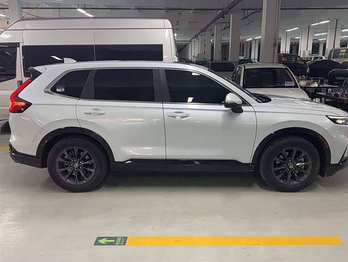 Фото 4 - Honda CR-V