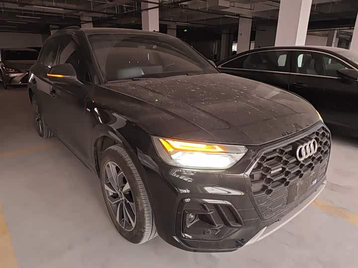 Фото 4 - Audi Q5L