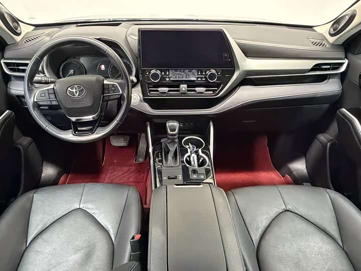 Фото 6 - Toyota Highlander
