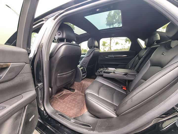 Фото 7 - Cadillac CT6