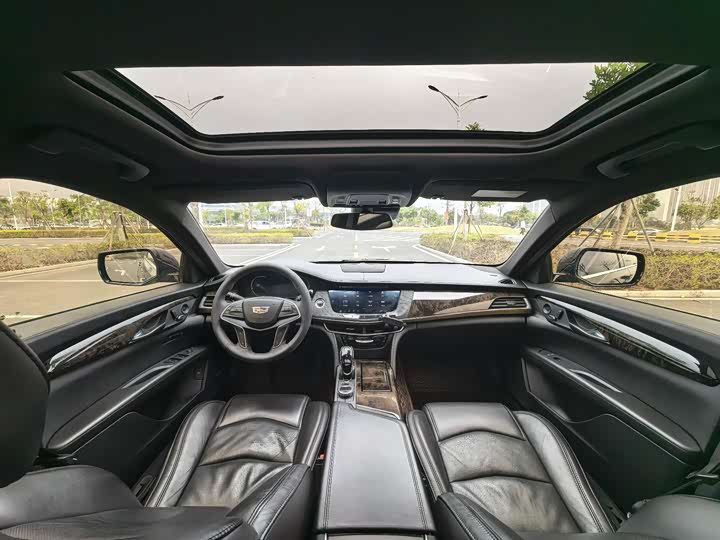 Фото 9 - Cadillac CT6