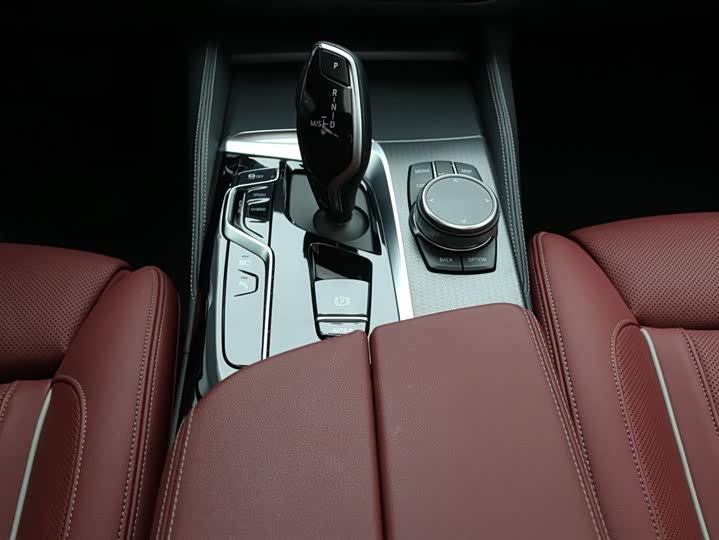 Фото 8 - BMW 5 Series Hybrid