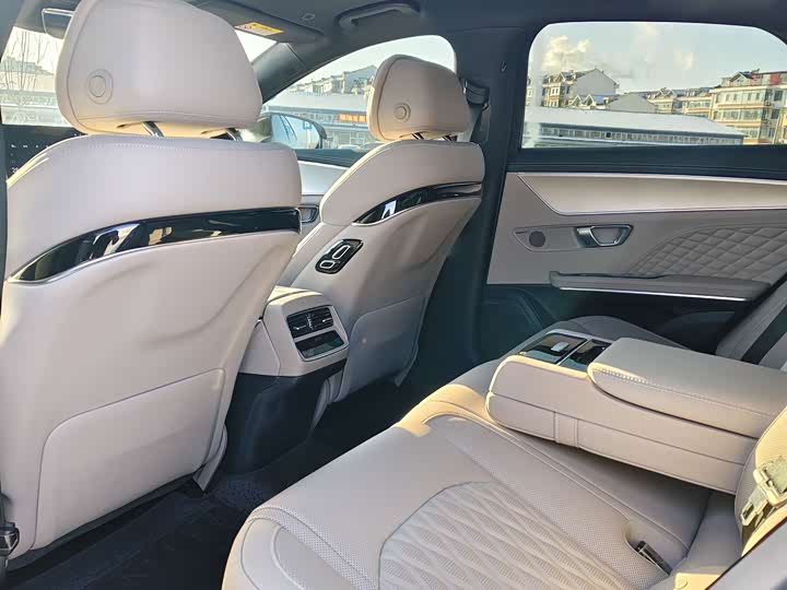 Фото 5 - BYD Han