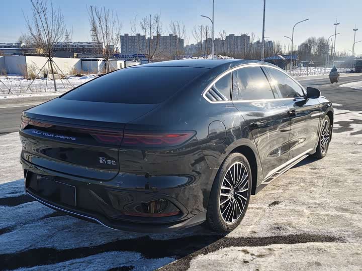 Фото 9 - BYD Han