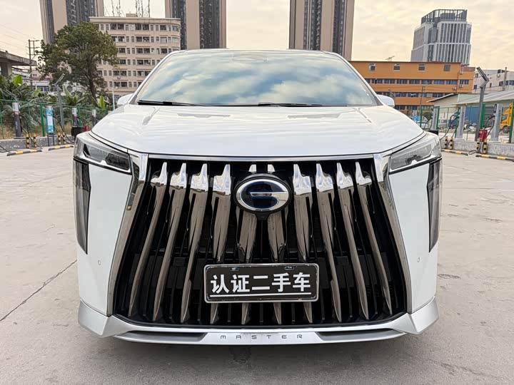 Фото 2 - GAC Trumpchi M8