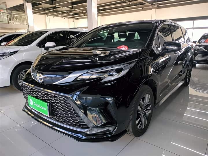 Фото 2 - Toyota Granvia