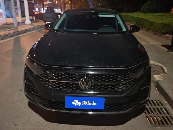 Фото 2 - Volkswagen Passat