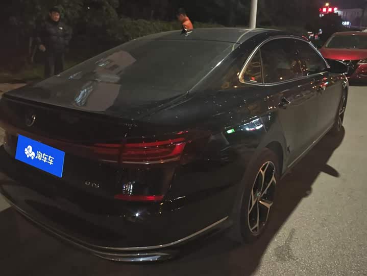 Фото 3 - Volkswagen Passat