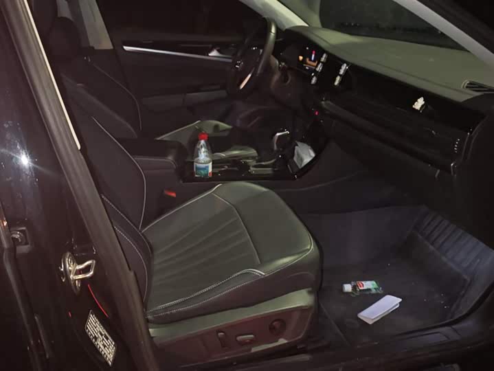 Фото 8 - Volkswagen Passat