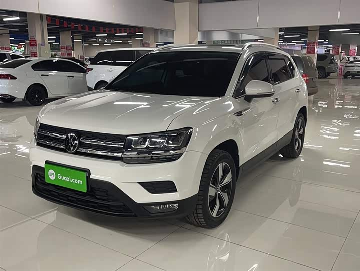 Фото 2 - Volkswagen Tharu