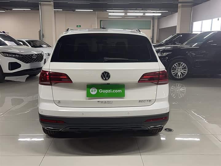 Фото 7 - Volkswagen Tharu