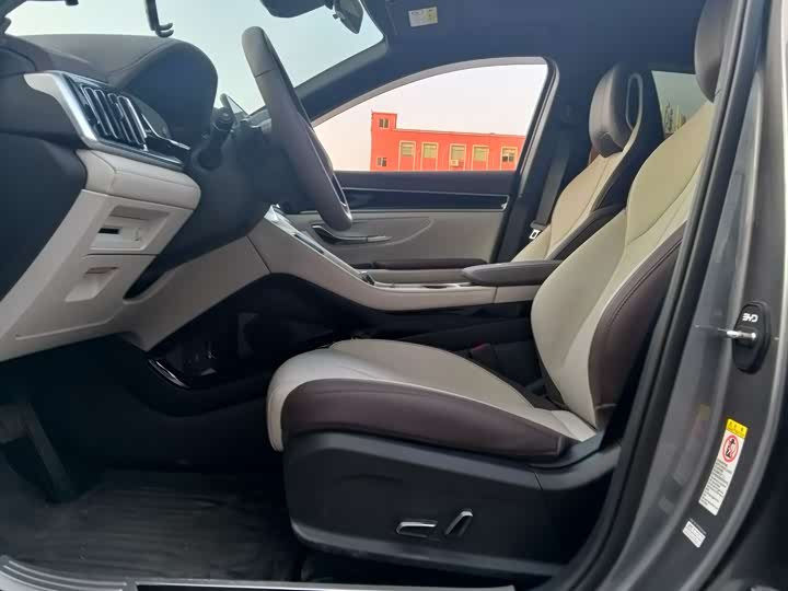 Фото 8 - BYD Song Plus Hybrid/EV