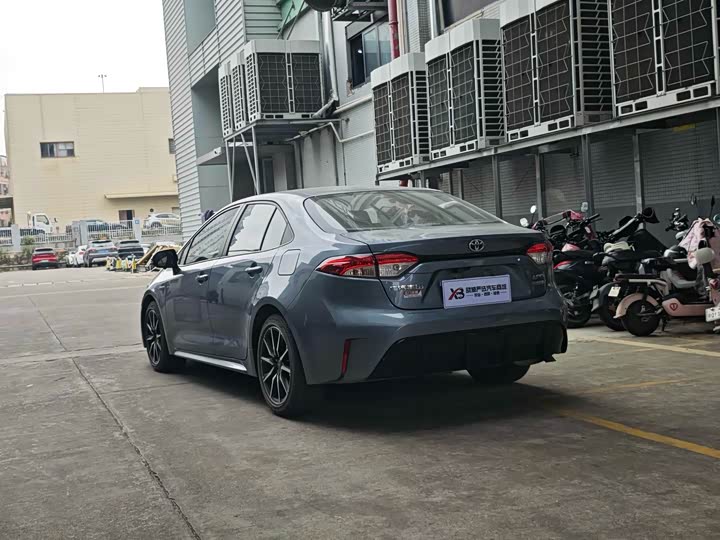 Фото 5 - Toyota Levin