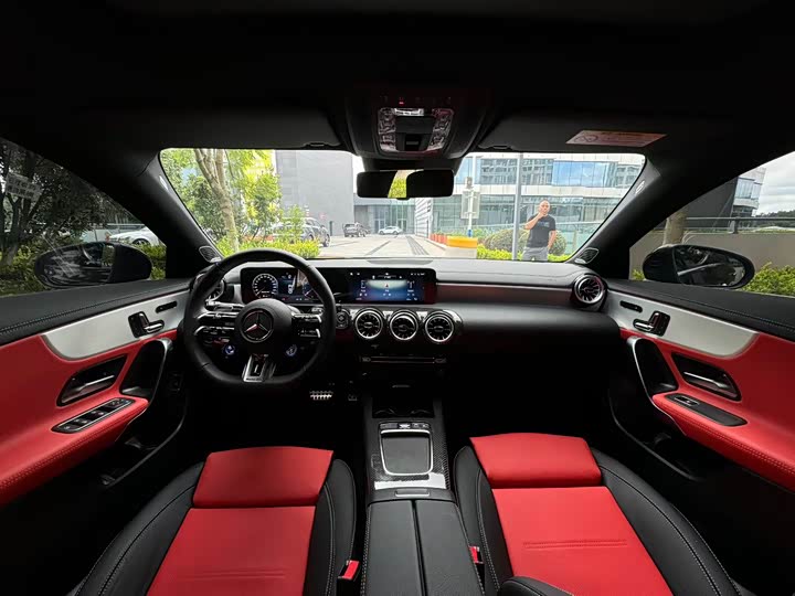 Фото 6 - Mercedes-Benz CLA-Class AMG