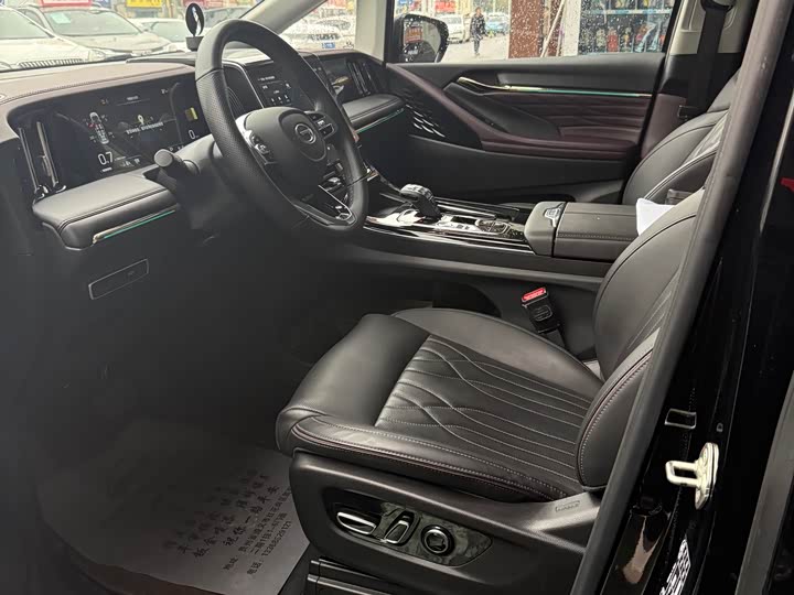 Фото 7 - GAC Trumpchi M8