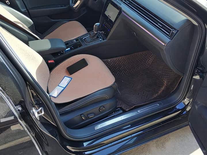 Фото 8 - Volkswagen Magotan