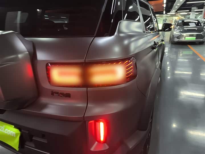 Фото 8 - Geely Cowboy