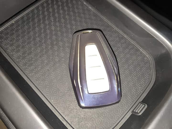 Фото 9 - Geely Cowboy