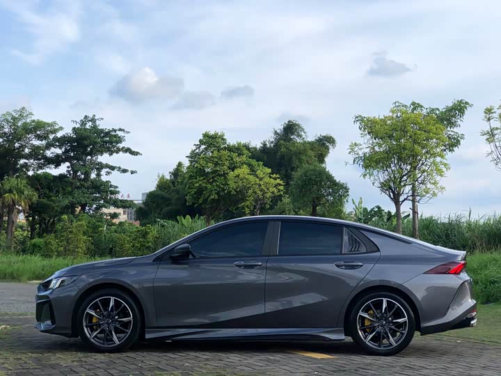 Фото 9 - GAC Trumpchi Empow R