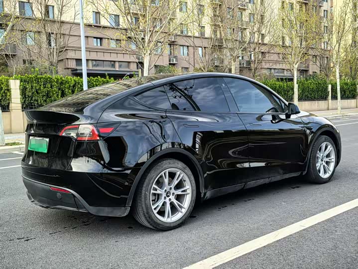Фото 7 - Tesla Model Y