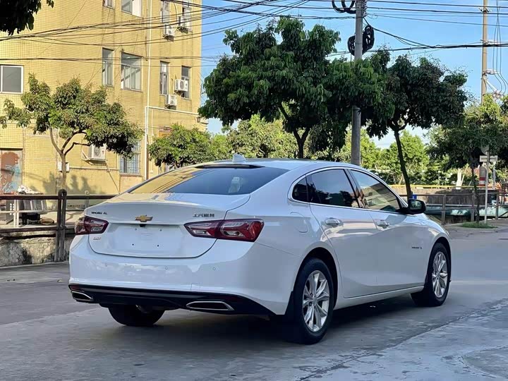 Фото 7 - Chevrolet Malibu XL