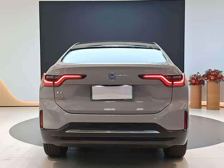 Фото 6 - Nio EC6