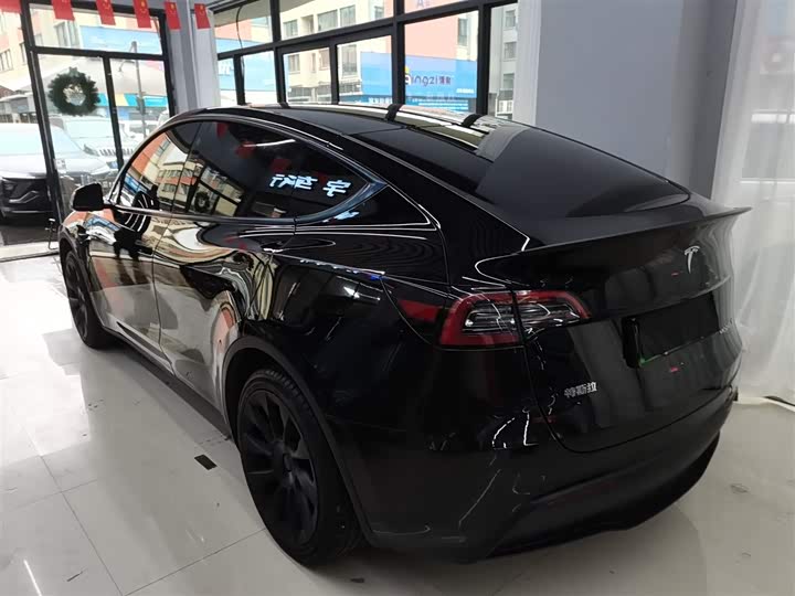 Фото 5 - Tesla Model Y