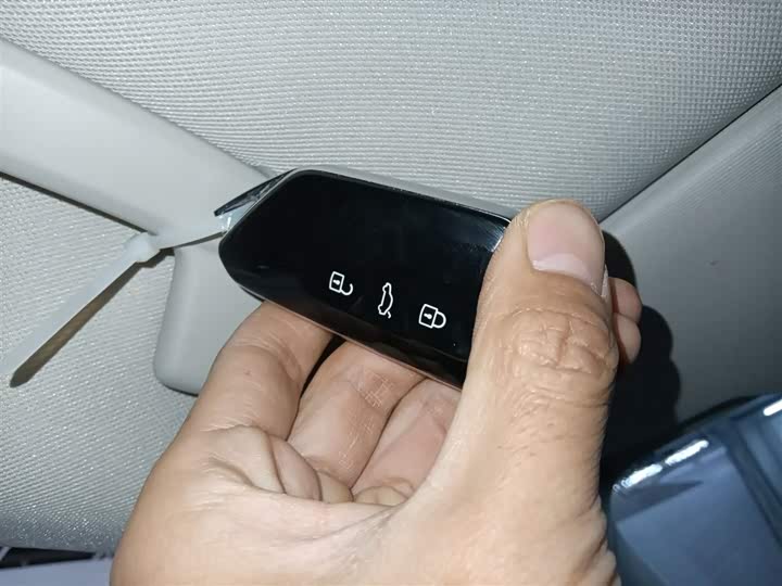 Фото 9 - Volkswagen Tavendor