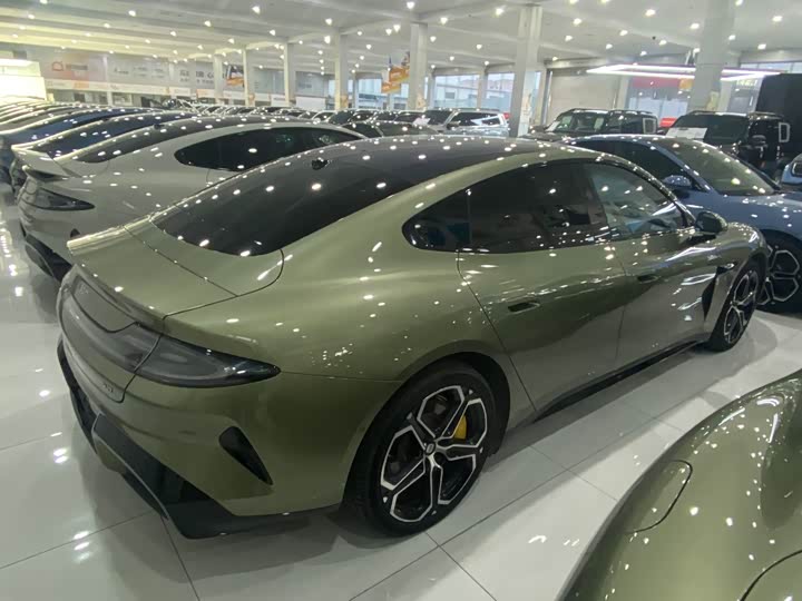 Фото 4 - Xiaomi SU7