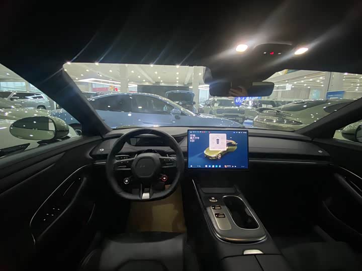 Фото 9 - Xiaomi SU7