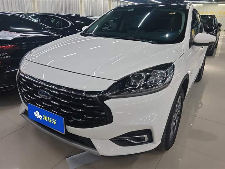 Фото 1 - Ford Escape