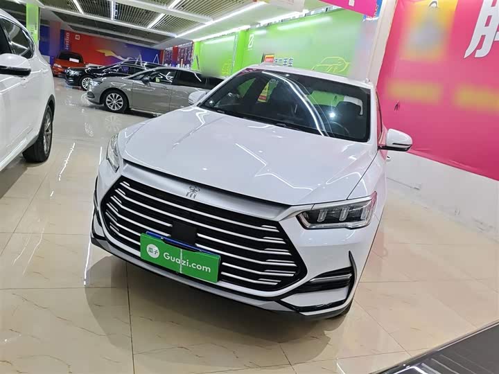 Фото 2 - BYD Song Pro