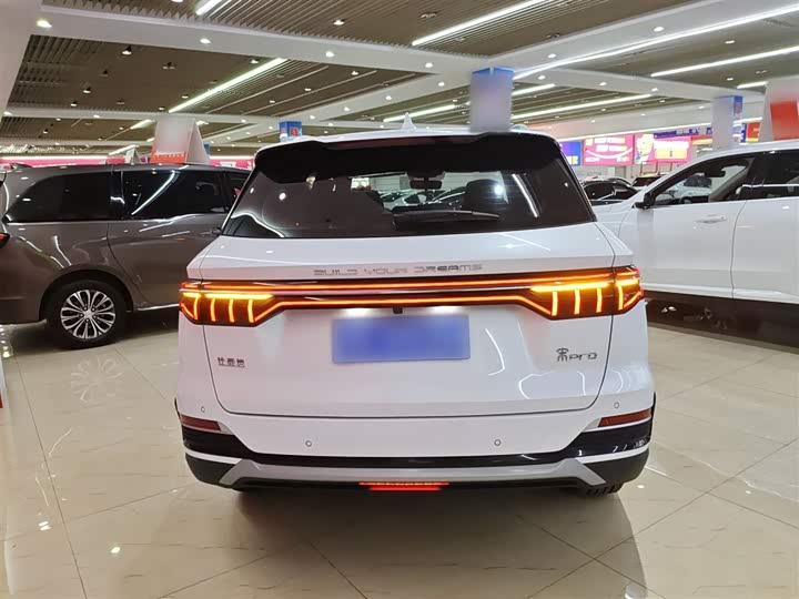 Фото 6 - BYD Song Pro