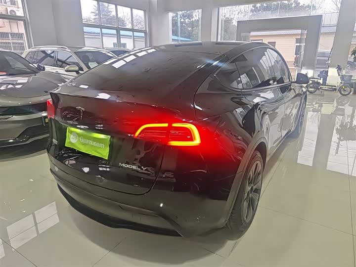 Фото 7 - Tesla Model Y