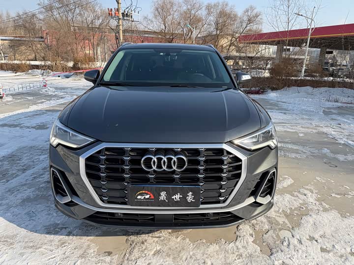 Фото 2 - Audi Q3