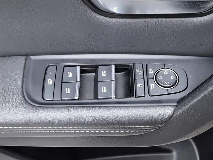 Фото 9 - BYD Song Pro