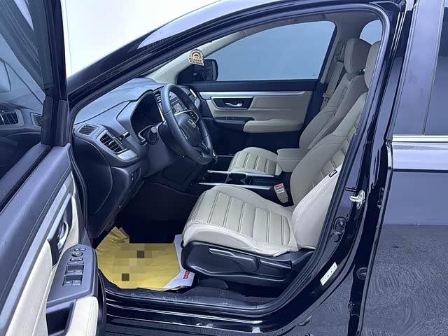 Фото 9 - Honda CR-V