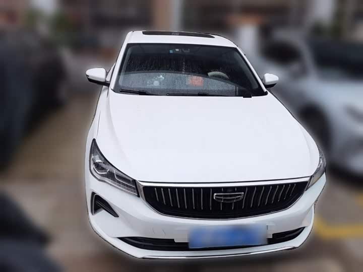 Фото 5 - Geely Emgrand