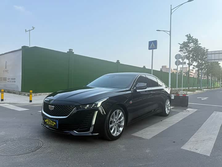Фото 1 - Cadillac CT5