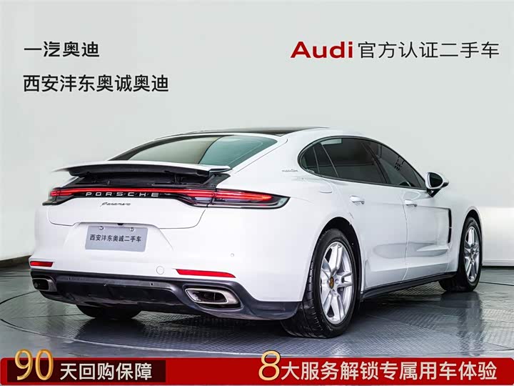 Фото 4 - Porsche Panamera