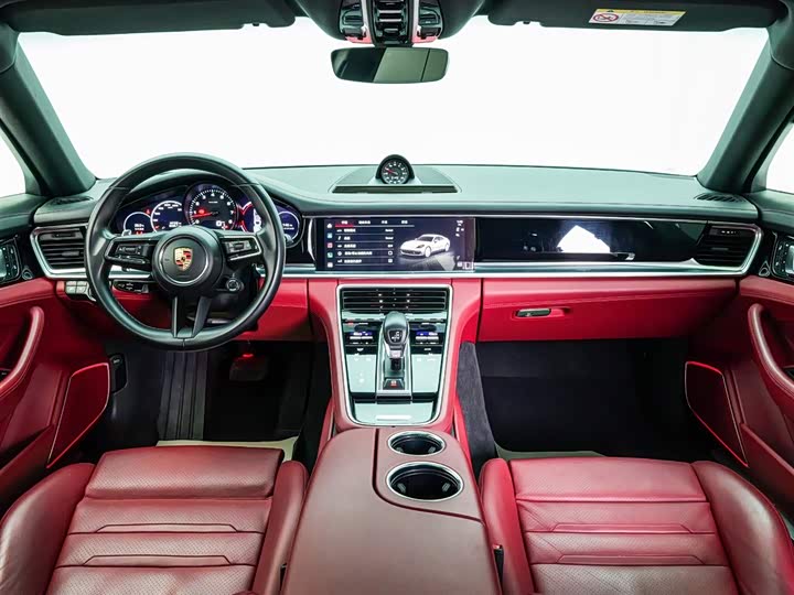 Фото 6 - Porsche Panamera