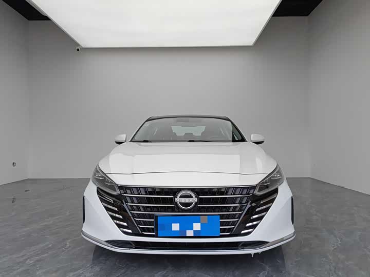 Фото 2 - Nissan Teana