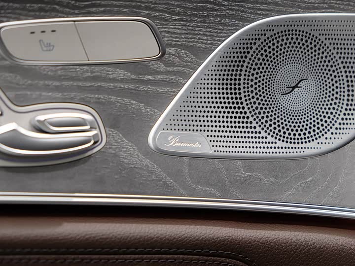 Фото 9 - Mercedes-Benz CLS-Class